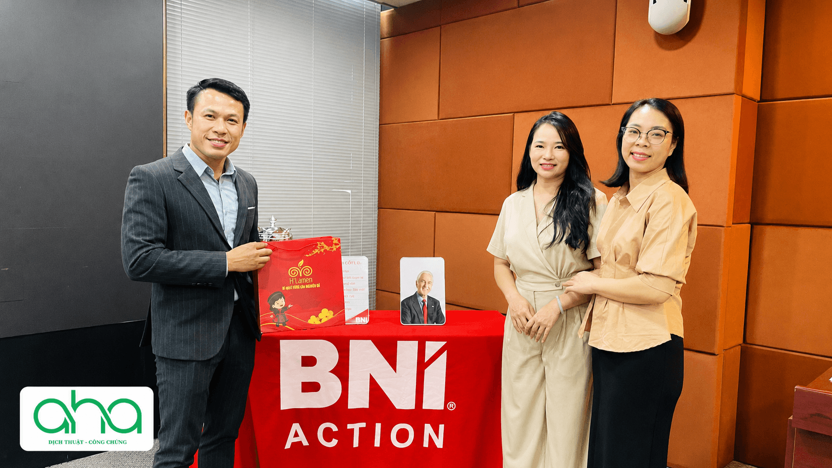 Đại diện Dịch thuật AHA tham gia sự kiện kết nối doanh nghiệp tại BNI Action