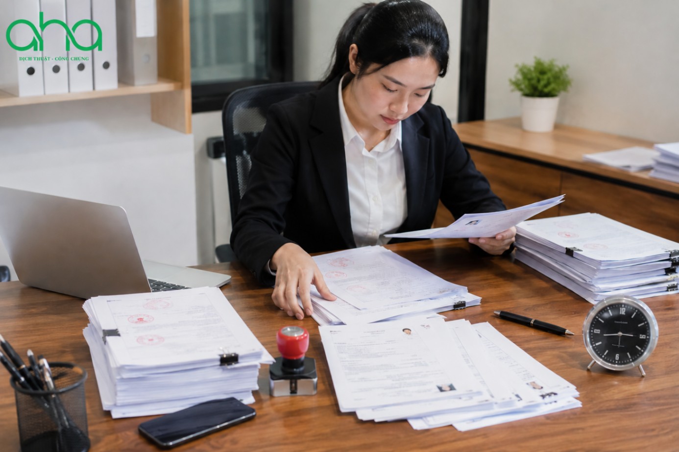 Dịch thuật công chứng lấy ngay là gì?