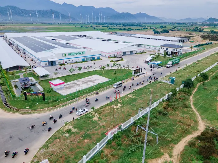 Chuyển nhượng đất trong khu công nghiệp